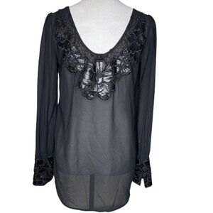 Double Zero Lace Faux Leather Floral Back/ Triple Snap Sleeve Tunic Blouse Med